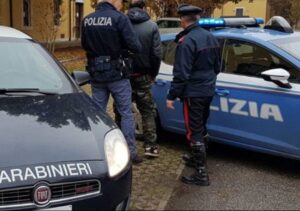 Piediripe Di Macerata Rapine Per Il Colpo All Ufficio Postale La Polizia E Cc Arrestano Due Persone Wallnews24