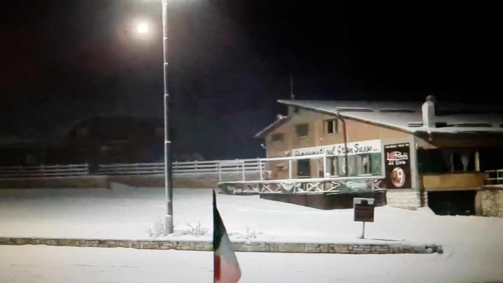 Maltempo sul Gran Sasso: prima copiosa nevicata a Prati di Tivo