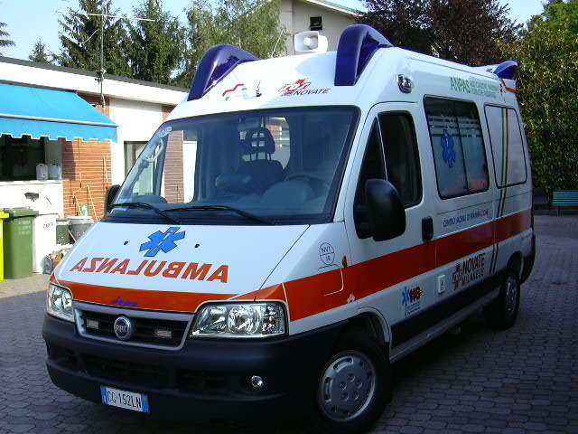 Ambulanza-11