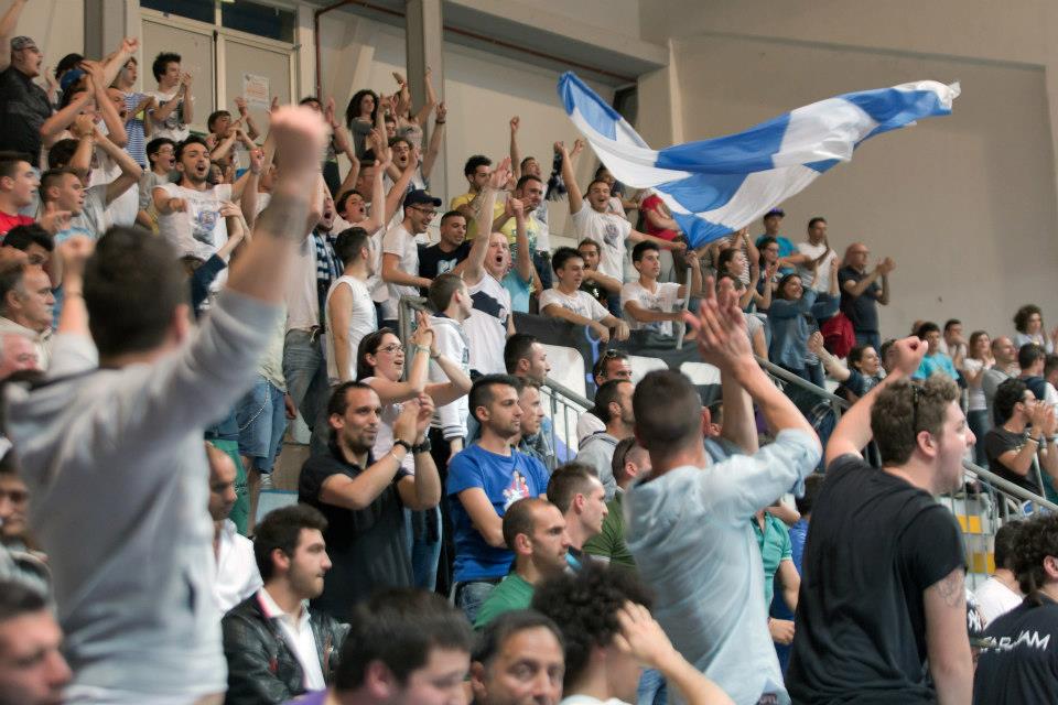 Basket_curva_Nord_Roseto