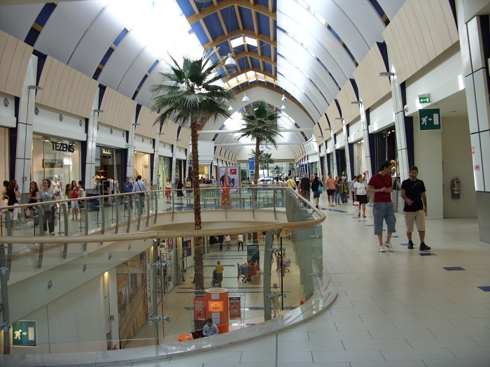 Rimini_centro_commerciale